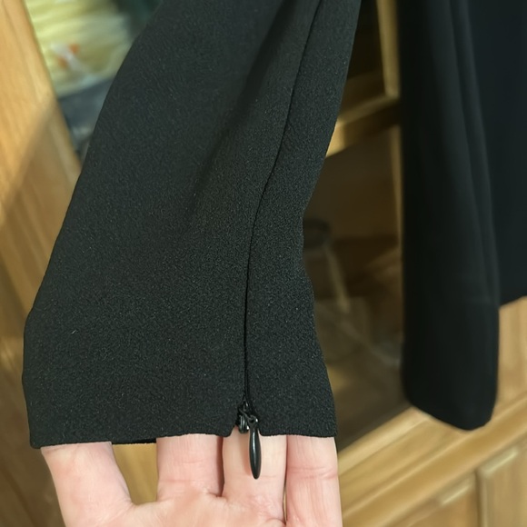 Pomander Place Off-Shoulder Top - Picture 5 of 10